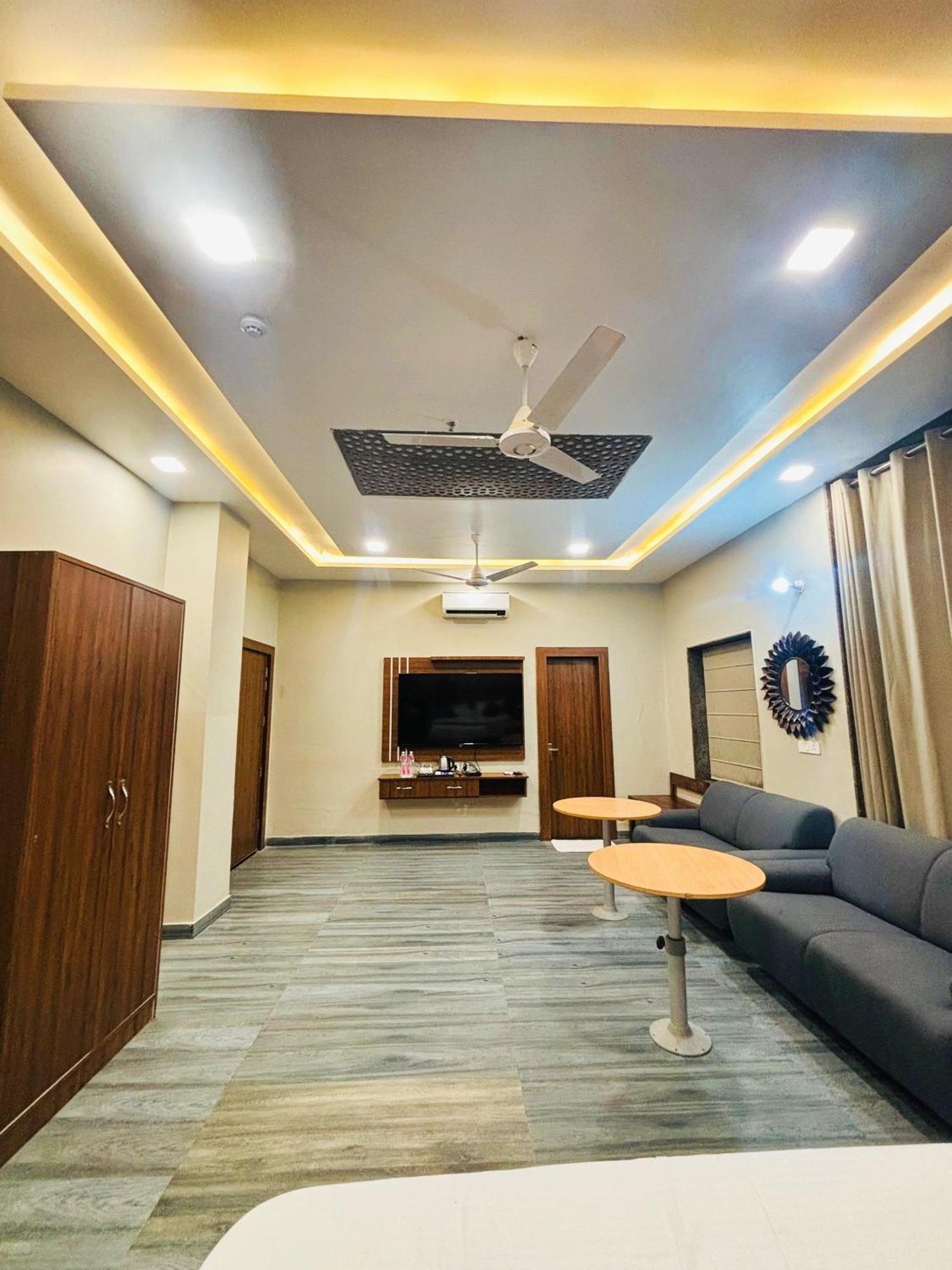 Hotel Amar Vilas & Resort Bharatpur Exterior foto